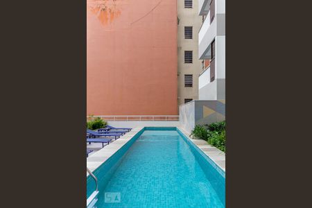 Studio para alugar com 16m², 1 quarto e sem vaga Studio para alugar com 16m², 1 quarto e sem vagaÁrea comum - Piscina