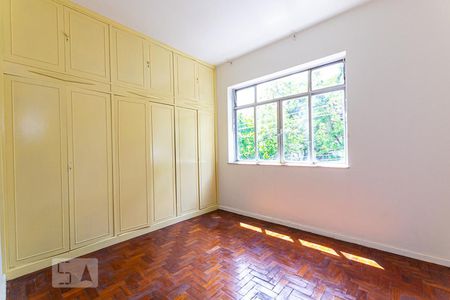 Quarto 1 de apartamento para alugar com 3 quartos, 80m² em Icaraí, Niterói