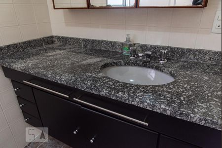 Apartamento para alugar com 48m², 1 quarto e 1 vagaPia