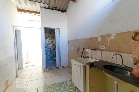 Casa à venda com 90m², 3 quartos e 6 vagasÁrea de Serviço 02