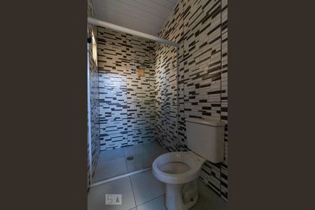 Casa à venda com 90m², 3 quartos e 6 vagasBanheiro 02