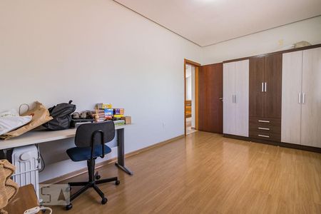 Dormitório2 de casa à venda com 4 quartos, 287m² em Vila Joao Pessoa, Porto Alegre