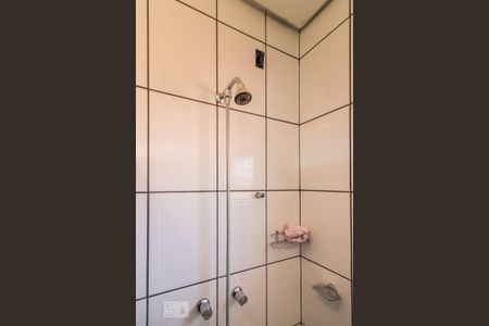 Chuveiro de casa à venda com 4 quartos, 287m² em Vila Joao Pessoa, Porto Alegre