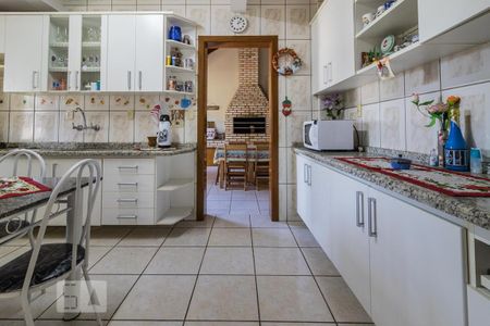 Cozinha de casa à venda com 4 quartos, 287m² em Vila Joao Pessoa, Porto Alegre