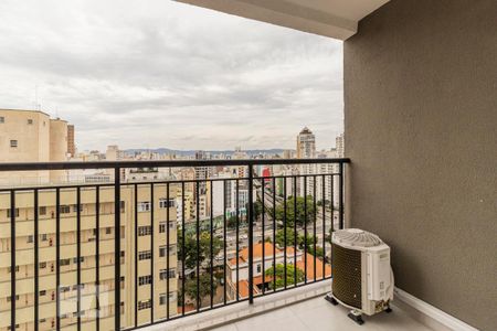 Varanda de kitnet/studio para alugar com 1 quarto, 24m² em Consolação, São Paulo