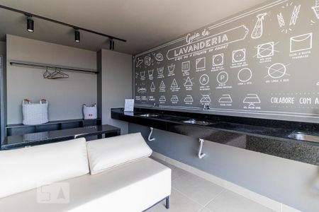 Studio para alugar com 24m², 1 quarto e sem vaga Studio para alugar com 24m², 1 quarto e sem vagaLavanderia