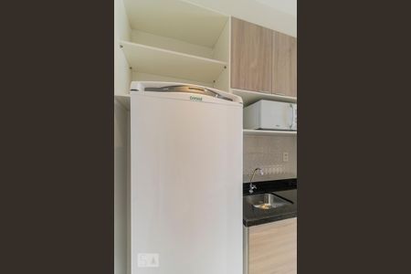 Studio para alugar com 24m², 1 quarto e sem vaga Studio para alugar com 24m², 1 quarto e sem vagaCozinha - Geladeira