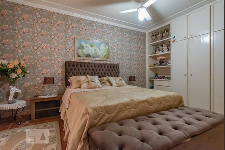 Casa à venda com 253m², 3 quartos e 4 vagasQuarto 2