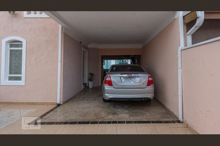 Casa à venda com 253m², 3 quartos e 4 vagasGaragem