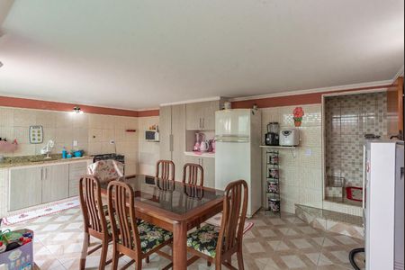Casa à venda com 253m², 3 quartos e 4 vagasSalão de Festas