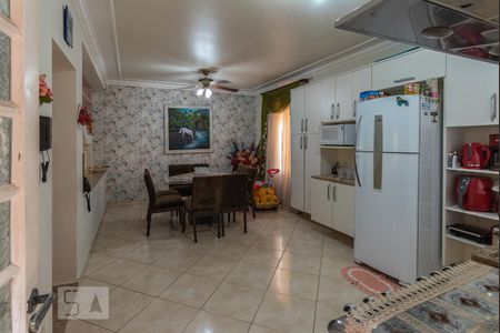 Casa à venda com 253m², 3 quartos e 4 vagasCozinha