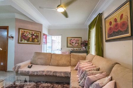 Sala de casa à venda com 3 quartos, 253m² em Parque Jambeiro, Campinas