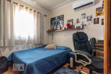 Casa à venda com 253m², 3 quartos e 4 vagasQuarto 3