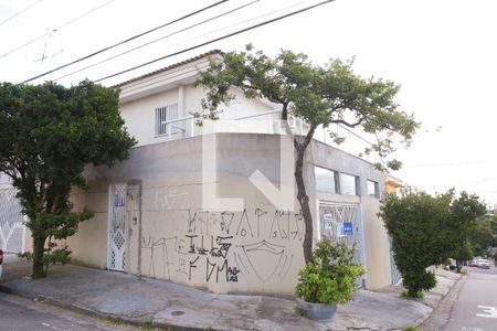 Casa à venda com 120m², 3 quartos e 3 vagasFachada