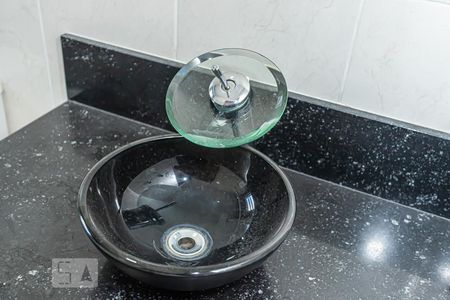 Casa para alugar com 75m², 2 quartos e sem vaga Casa para alugar com 75m², 2 quartos e sem vagaDetalhe banheiro