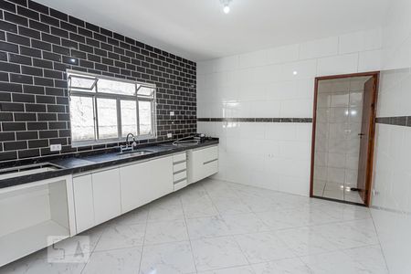 Casa para alugar com 75m², 2 quartos e sem vaga Casa para alugar com 75m², 2 quartos e sem vagaCozinha