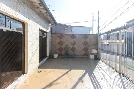 Casa para alugar com 180m², 2 quartos e 2 vagas Casa para alugar com 180m², 2 quartos e 2 vagasGaragem