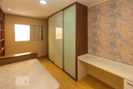Casa para alugar com 180m², 2 quartos e 2 vagas Casa para alugar com 180m², 2 quartos e 2 vagasquarto