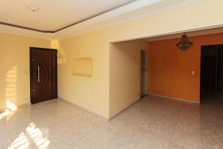 Casa para alugar com 180m², 2 quartos e 2 vagas Casa para alugar com 180m², 2 quartos e 2 vagasSala