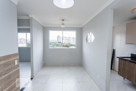 Sala de apartamento para alugar com 2 quartos, 46m² em Jardim das Gracas, São Paulo