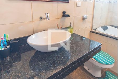 Banheiro de apartamento à venda com 3 quartos, 134m² em Centro, Santo André