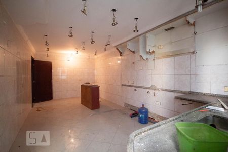 Casa à venda com 313m², 3 quartos e 4 vagasCozinha