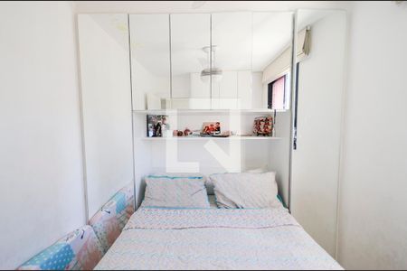 Apartamento à venda com 78m², 3 quartos e 1 vagaQuarto 2