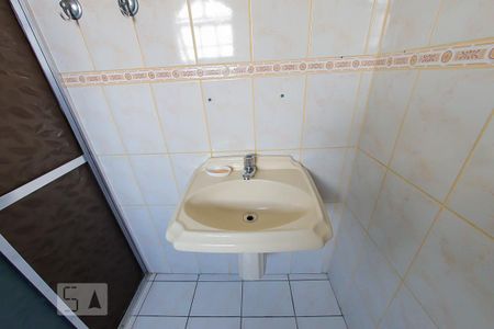 Banheiro da Suite 1 de casa à venda com 3 quartos, 320m² em Parque Continental Ii, Guarulhos