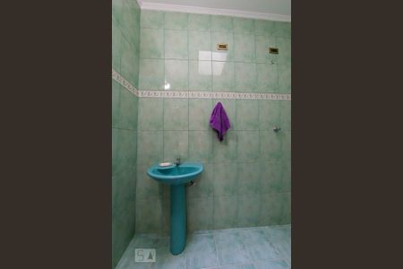 Casa à venda com 320m², 3 quartos e 7 vagas Casa à venda com 320m², 3 quartos e 7 vagasBanheiro