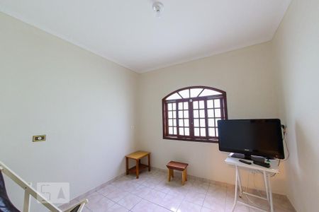 Casa à venda com 320m², 3 quartos e 7 vagas Casa à venda com 320m², 3 quartos e 7 vagasQuarto