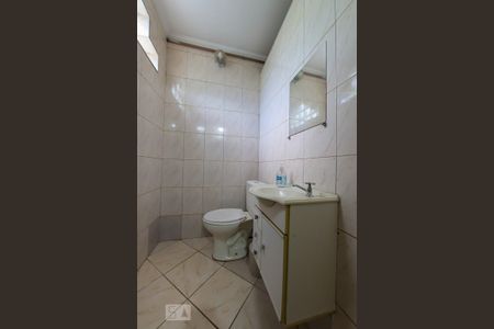 Casa à venda com 320m², 3 quartos e 7 vagas Casa à venda com 320m², 3 quartos e 7 vagasBanheiro da Garagem