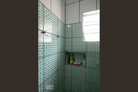 Casa à venda com 550m², 2 quartos e 50 vagasDetalhe banheiro