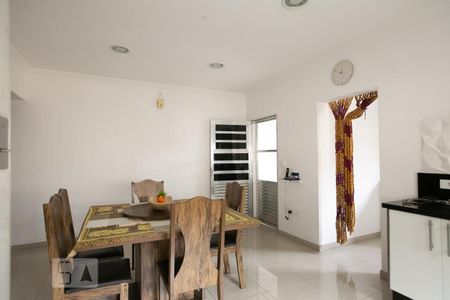 Casa à venda com 550m², 2 quartos e 50 vagasCozinha