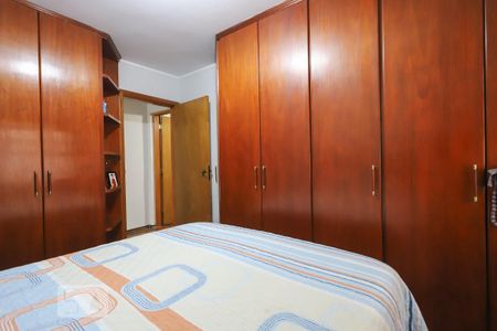 Casa à venda com 170m², 4 quartos e 2 vagas Casa à venda com 170m², 4 quartos e 2 vagasQuarto 2