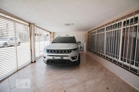 Casa à venda com 270m², 3 quartos e 2 vagas Casa à venda com 270m², 3 quartos e 2 vagasGaragem