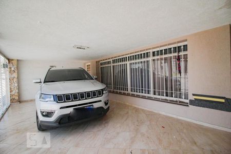 Casa à venda com 270m², 3 quartos e 2 vagas Casa à venda com 270m², 3 quartos e 2 vagasGaragem