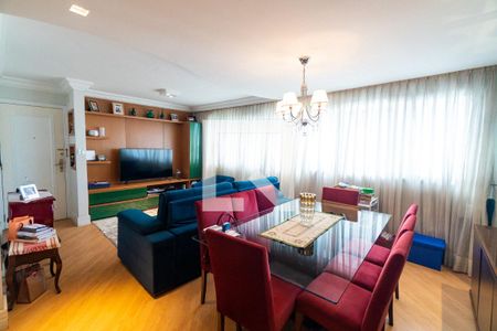 Apartamento à venda com 101m², 3 quartos e 1 vaga Apartamento à venda com 101m², 3 quartos e 1 vagaSala