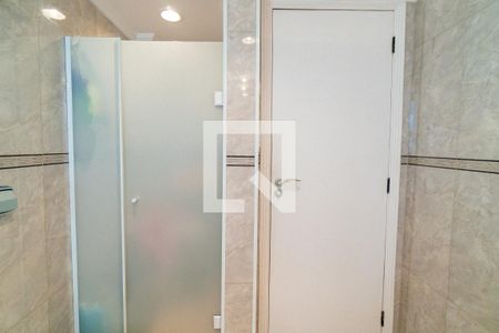 Apartamento à venda com 101m², 3 quartos e 1 vaga Apartamento à venda com 101m², 3 quartos e 1 vagaBanheiro Social