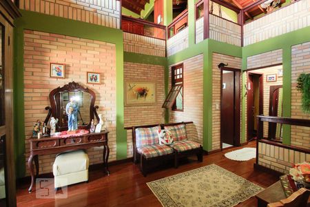 Estar intimo de casa para alugar com 3 quartos, 267m² em Parque Urbano, Porto Alegre
