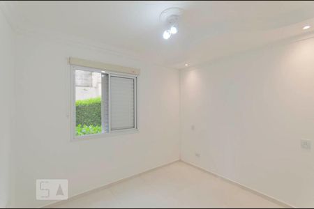Quarto 2 de apartamento para alugar com 3 quartos, 61m² em Vila Pierina, São Paulo