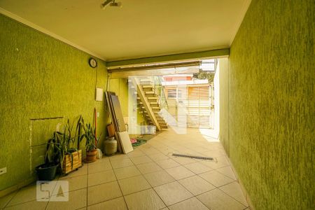 Casa à venda com 175m², 2 quartos e 6 vagas