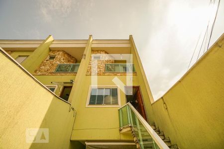 Casa à venda com 175m², 2 quartos e 6 vagas