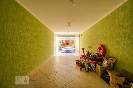 Casa à venda com 175m², 2 quartos e 6 vagas