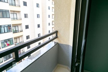 Apartamento para alugar com 67m², 2 quartos e 1 vagaVaranda