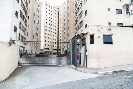 Apartamento para alugar com 67m², 2 quartos e 1 vagaFachada