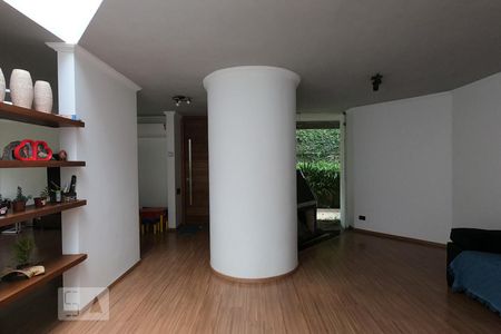 Entrada / Sala de casa à venda com 4 quartos, 250m² em Jardim Morumbi, São Paulo