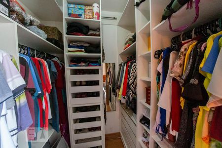 Apartamento à venda com 173m², 4 quartos e 2 vagasCloset da suíte