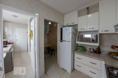 Apartamento à venda com 173m², 4 quartos e 2 vagasCozinha