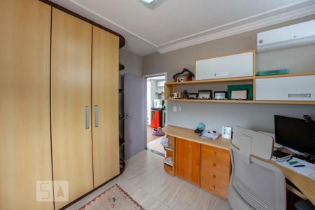 Apartamento à venda com 173m², 4 quartos e 2 vagasQuarto 4
