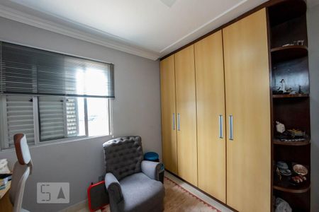 Apartamento à venda com 173m², 4 quartos e 2 vagasQuarto 4